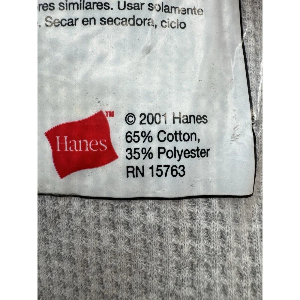 Hanes Men’s Thermal 3-Button Henley Large NOS Y2K 2001 Sealed